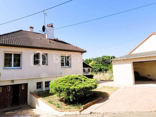 Maison à vendre 145 000 € 3 pièces 2 chambres 69 m² 1 209 m² de terrain Cloyes-les-Trois-Rivières 28220