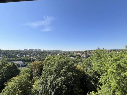 Appartement à vendre 728 000 € 5 pièces 3 chambres 133 m² Étage 3/7 Schnapper Saint-Germain-en-Laye 78100