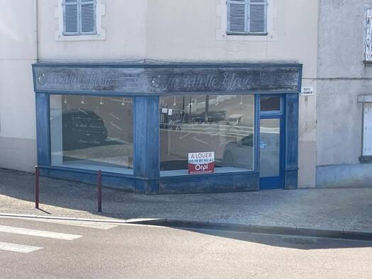 Local commercial à louer 670 € Est Saint-Junien 87200