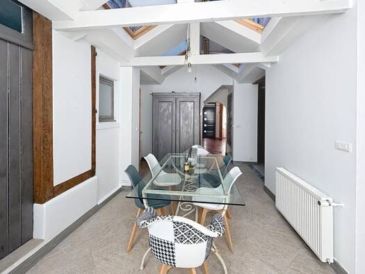 Maison de ville à vendre 495 000 € 6 pièces 3 chambres 143 m² 126 m² de terrain Centre Ville Reims 51100
