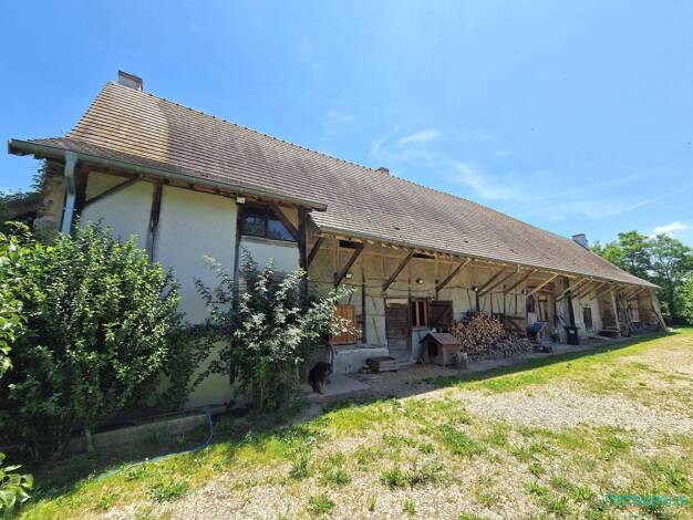 Maison à vendre 379 000 € 5 pièces 3 chambres 236 m² 60 000 m² de terrain Saint-Christophe-en-Bresse 71370