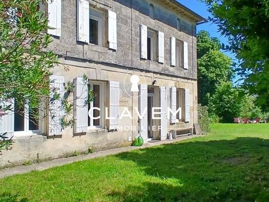 Maison à vendre 310 000 € 5 pièces 4 chambres 135 m² 641 m² de terrain Saint-André-de-Cubzac 33240