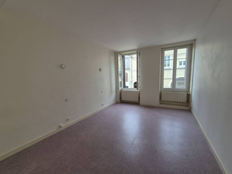 Maison à louer, 150m², NERONDES