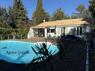 Maison de plain-pied à vendre 395 000 € 4 pièces 3 chambres 100 m² Sainte-Anastasie-sur-Issole 83136