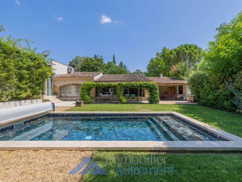 Maison à vendre, 130m², LE THOLONET