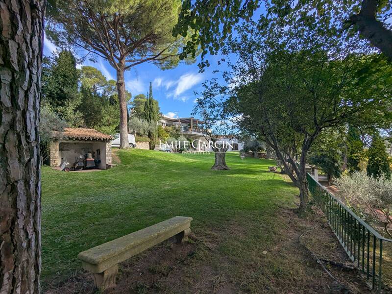 Maison à vendre, 300m², NIMES