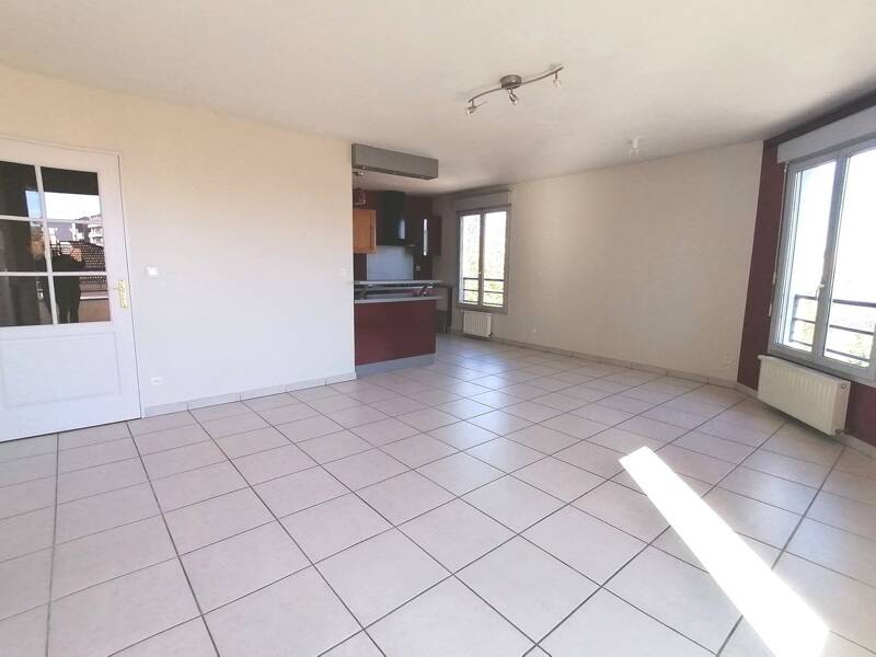 Maison à louer, 71m², LYON 8E