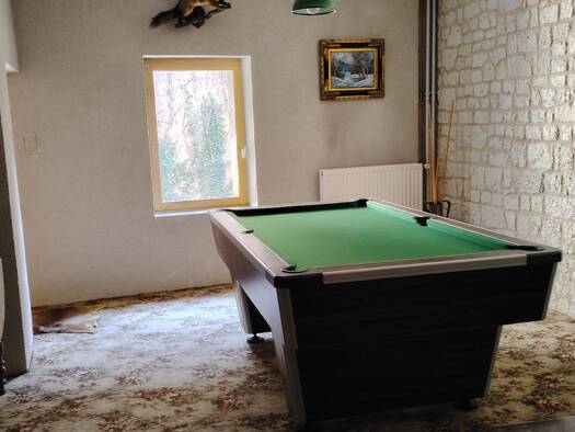 Maison à vendre 59 000 € 7 pièces 3 chambres 124 m² 30 m² de terrain Airvault 79600