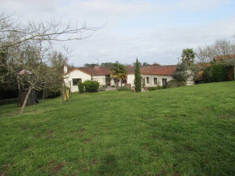 Maison à vendre, 205m², SAINT FIACRE SUR MAINE