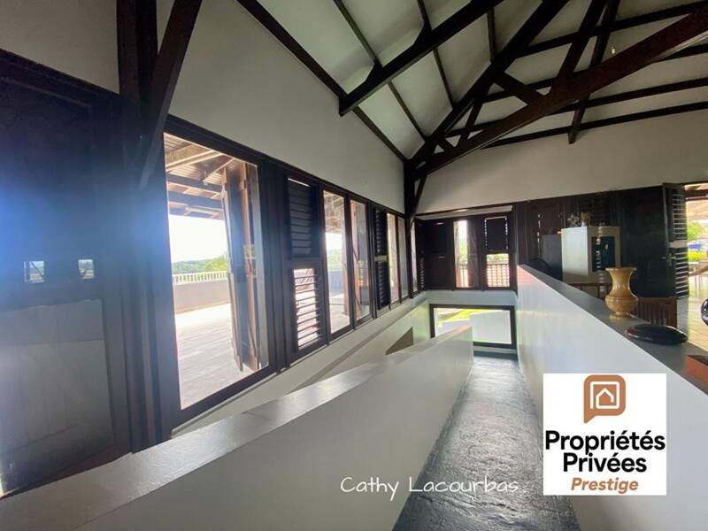 Maison à vendre, 276m², PETIT BOURG