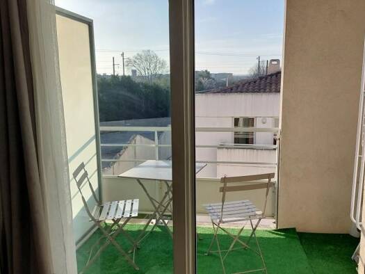 Studio à louer 500 € 1 pièce 18 m² Fontcouverte Avignon 84000