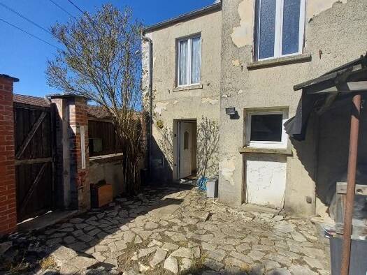 Maison à vendre 125 760 € 6 pièces 4 chambres 136 m² 325 m² de terrain Saponay 02130