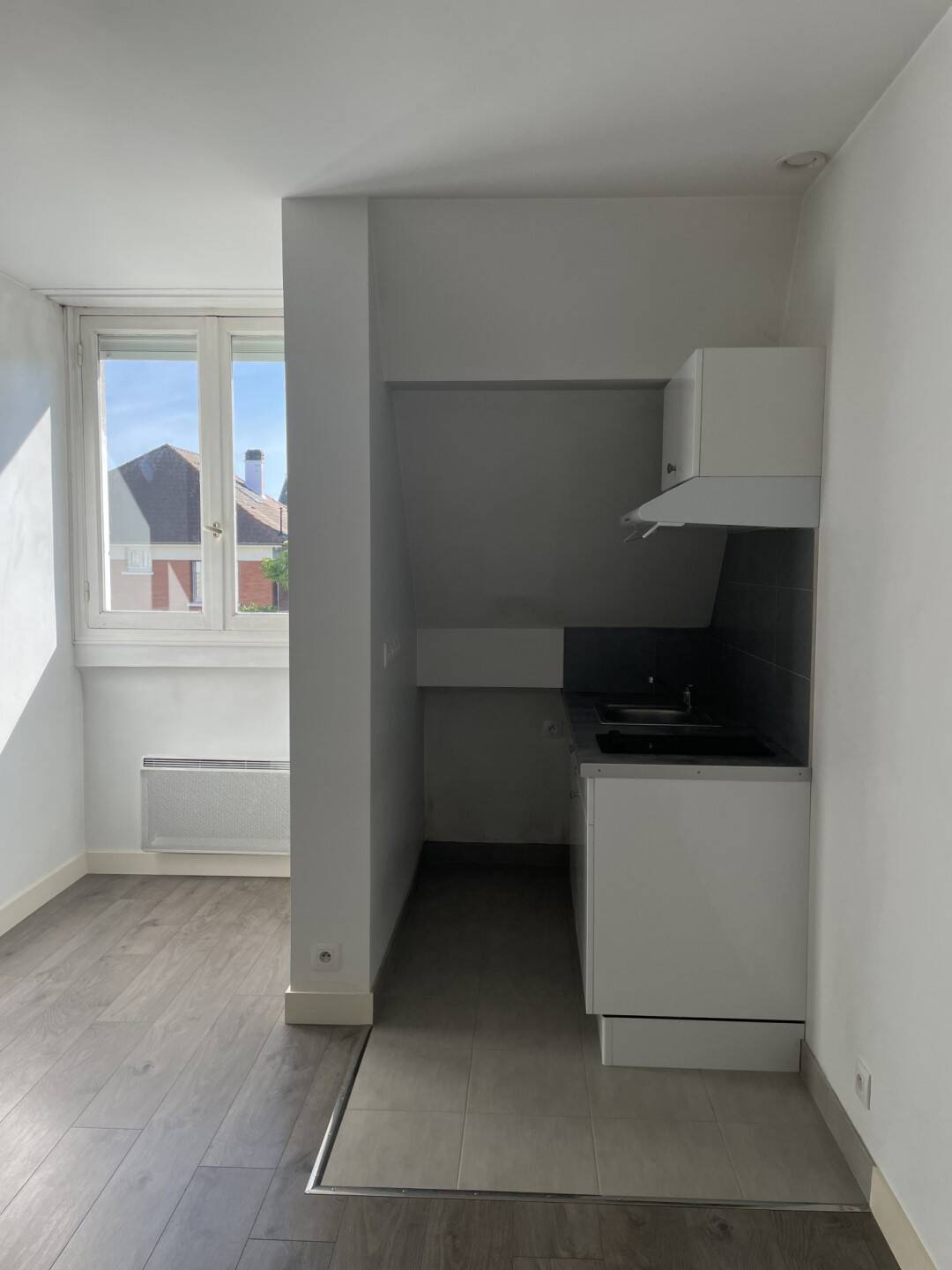 Maison à louer, 19m², SAINT MAUR DES FOSSES