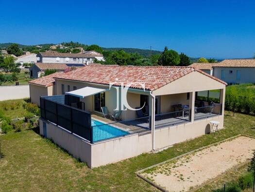 Maison de plain-pied à vendre 335 000 € 4 pièces 3 chambres 112 m² 1 200 m² de terrain Saint-Ambroix 30500