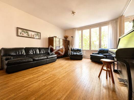 Appartement à vendre 220 000 € 4 pièces 3 chambres 75,75 m² Étage 1/2 Descartes Massy 91300