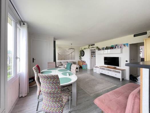 Appartement à vendre 199 000 € 3 pièces 2 chambres 70 m² Coubron 93470
