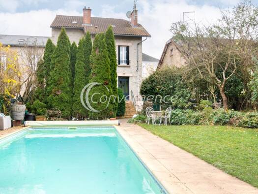 Maison à vendre 419 000 € 8 pièces 6 chambres 204,3 m² 545 m² de terrain Limoges 87000