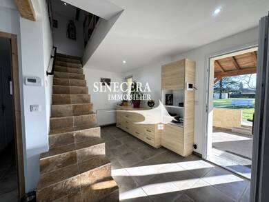 Maison à vendre 314 000 € 4 pièces 3 chambres 150 m² 3 100 m² de terrain Gardonne 24680