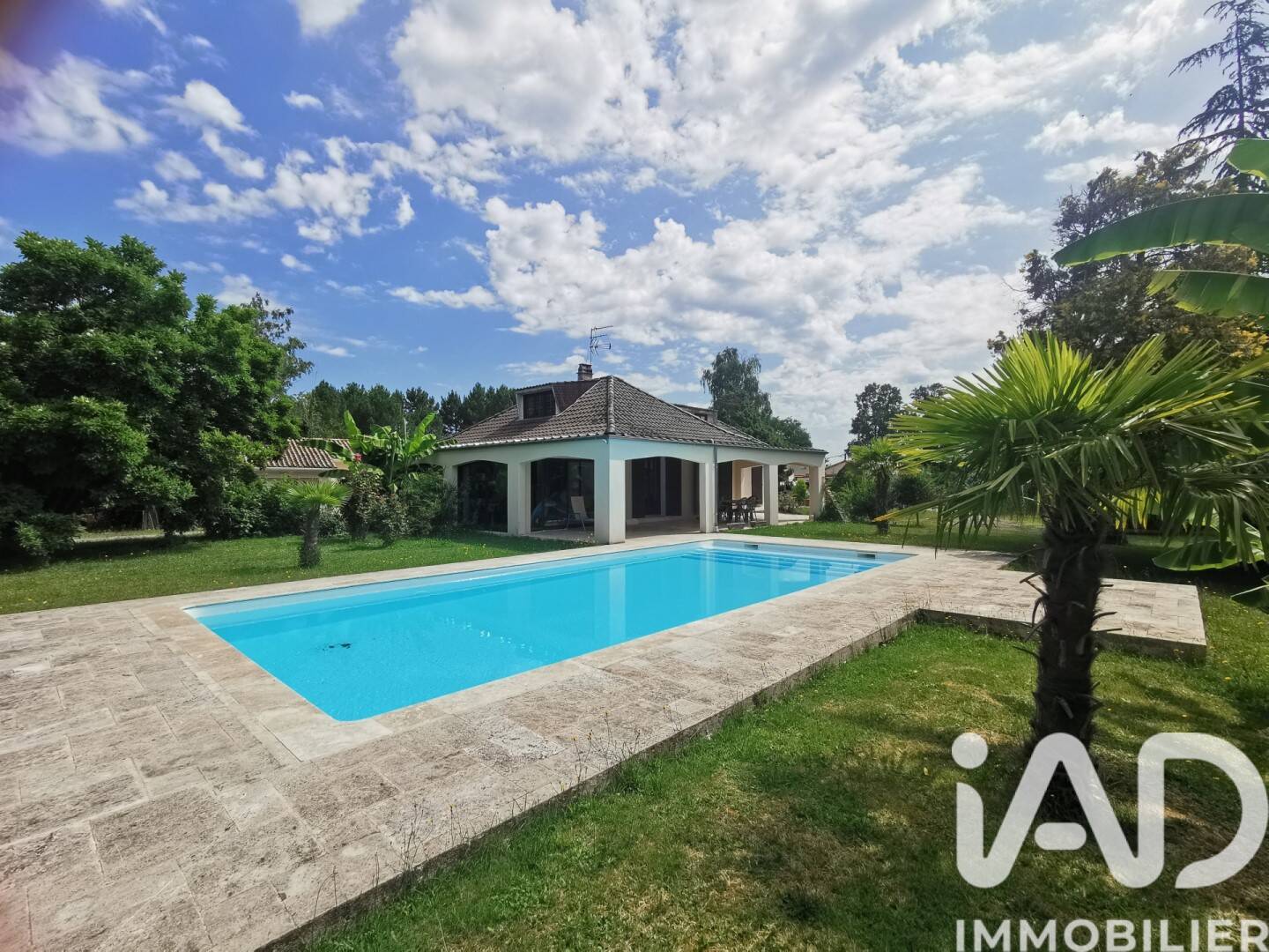 Maison à vendre, 161m², SAINT YZAN DE SOUDIAC