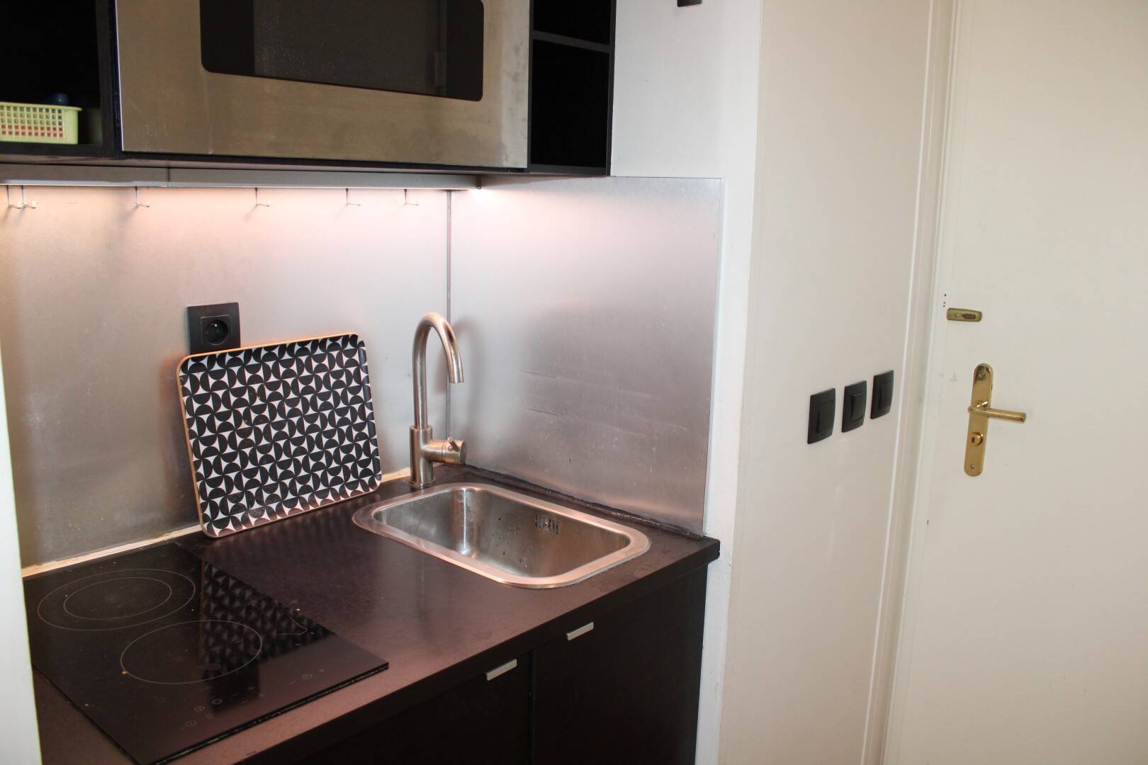 Maison à louer, 21m², LEVALLOIS PERRET