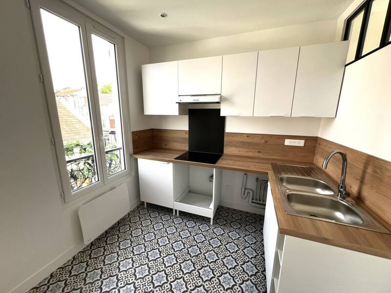 Maison à louer, 25m², SAINT MAUR DES FOSSES