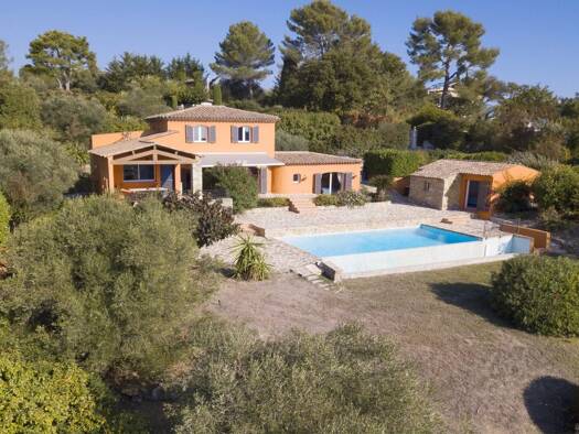 Maison de plain-pied à vendre 1 295 000 € 5 pièces 4 chambres 2 694 m² de terrain Valbonne 06560