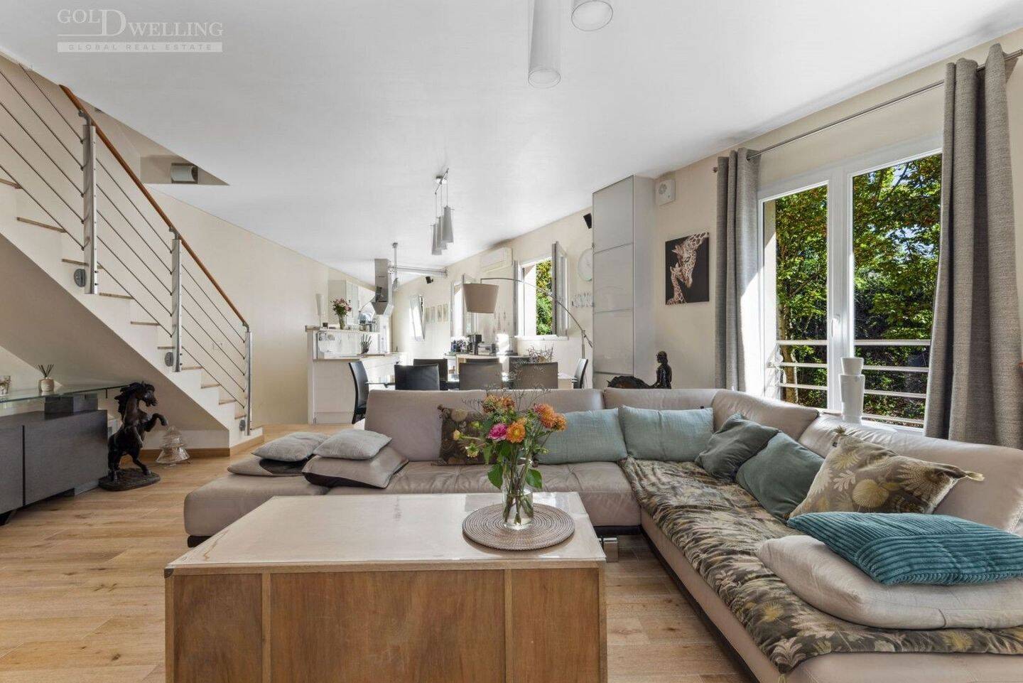 Maison à vendre, 299m², SURESNES