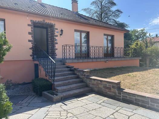Maison de plain-pied à vendre 322 400 € 5 pièces 3 chambres 110 m² 1 137 m² de terrain Bischwihr 68320