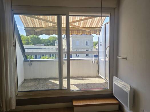 Appartement à vendre 46 000 € 2 pièces 1 chambre 36 m² Étage 4/4 Delessert-Saint Louis-Nantilly Saumur 49400