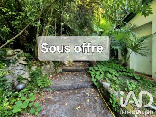 Maison à vendre 55 000 € 4 pièces 3 chambres 120 m² 840 m² de terrain Centre Universitaire-École Gaston Salvan Agen 47000