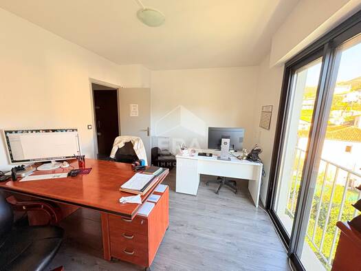 Appartement à vendre 273 500 € 3 pièces 2 chambres 58 m² Étage 2/3 Notre Dame Vence 06140