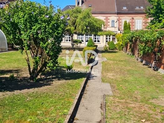 Maison de ville à vendre 1 095 000 € 9 pièces 6 chambres 295 m² 1 380 m² de terrain Saint Lazare-Veneurs Compiègne 60200