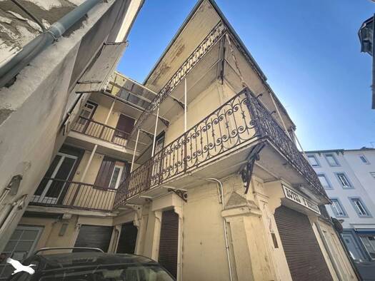 Immeuble à vendre 66 780 € 282 m² Centre-Soum Lourdes 65100