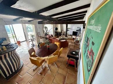 Appartement à louer 1 800 € 3 pièces 2 chambres 95 m² RDC Saint-Paul-de-Vence 06570
