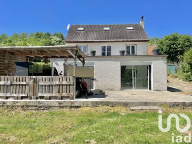 Maison à vendre 217 000 € 6 pièces 4 chambres 140 m² 1 675 m² de terrain Laversine 02600
