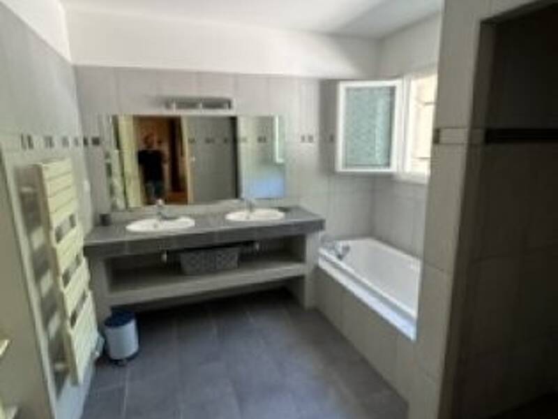 Maison à louer, 150m², FREJUS