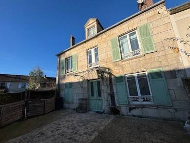 Appartement à louer 618 € 2 pièces 1 chambre 27 m² Étage 1/2 Coye-la-Forêt 60580