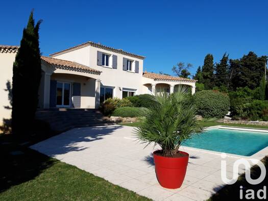 Maison à vendre 750 000 € 5 pièces 3 chambres 187 m² 2 577 m² de terrain Pujaut 30131