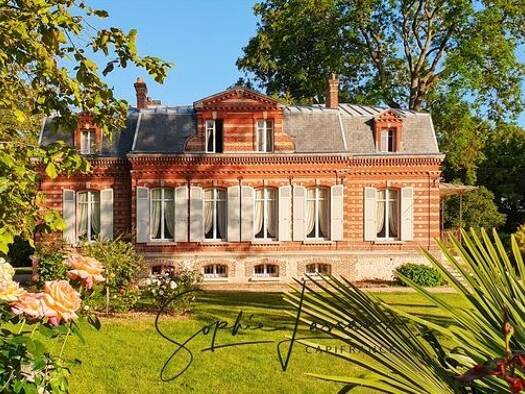 Maison à vendre 788 000 € 9 pièces 5 chambres 275 m² 5 948 m² de terrain Bézu-Saint-Éloi 27660