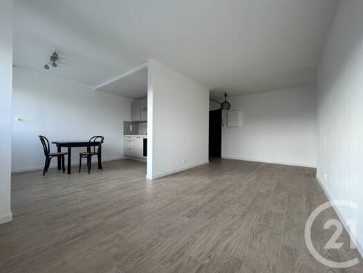 Appartement à louer 1 280 € 2 pièces 1 chambre 50,6 m² 7ème étage Saint-Julien-en-Genevois 74160