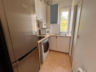 Appartement à louer 800 € 1 pièce 23 m² 2ème étage Velizy Bas-Centre Nord Vélizy-Villacoublay 78140
