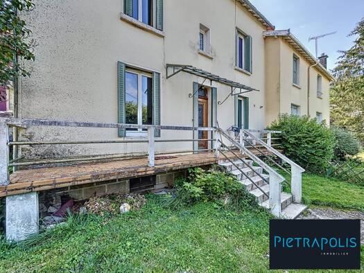 Maison à vendre 179 000 € 10 pièces 7 chambres 197 m² 895 m² de terrain Chaumont 52000