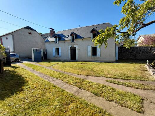 Maison à vendre 238 700 € 5 pièces 3 chambres 130,53 m² 555 m² de terrain Bénéjacq 64800