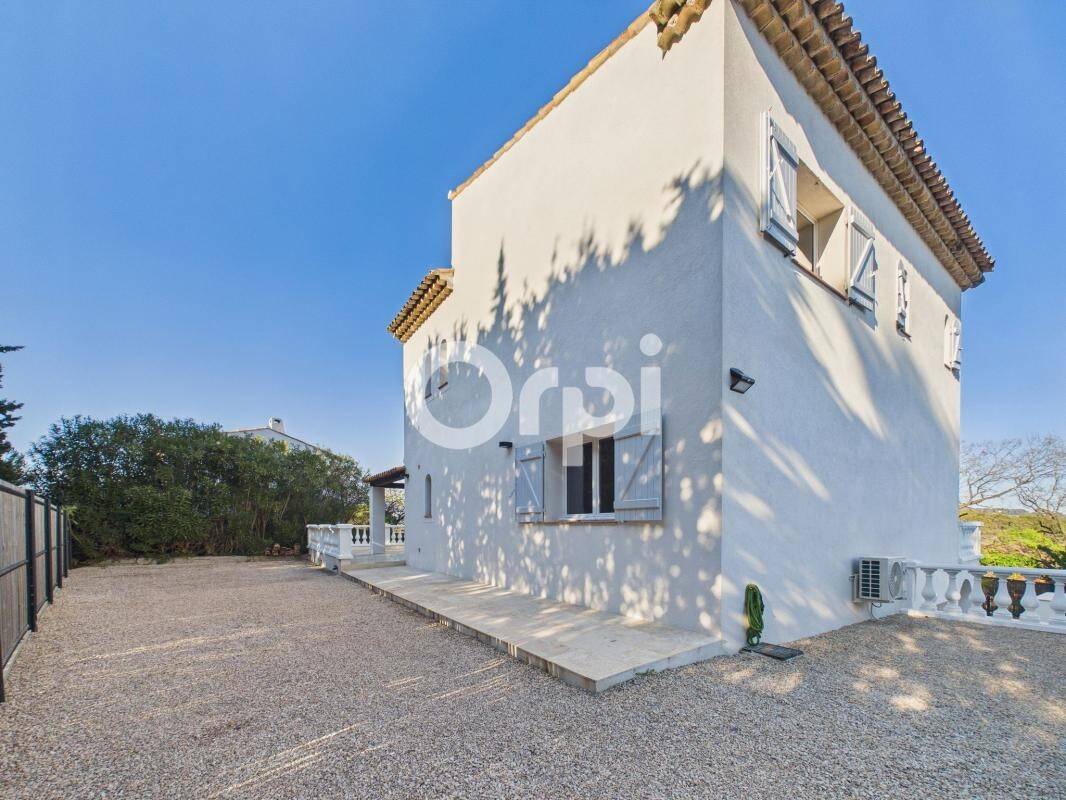 Maison à vendre, 172m², LA ROQUETTE SUR SIAGNE