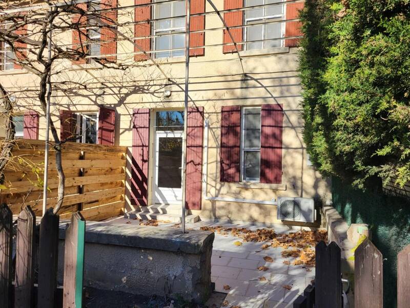 Maison à louer, 84m², SAINT MARTIN DE CRAU