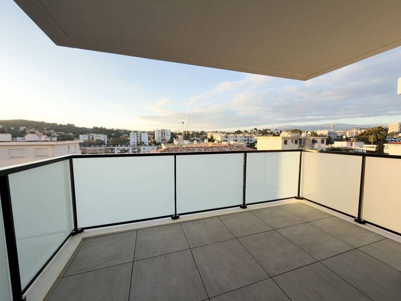 Maison à louer, 67m², CANNES