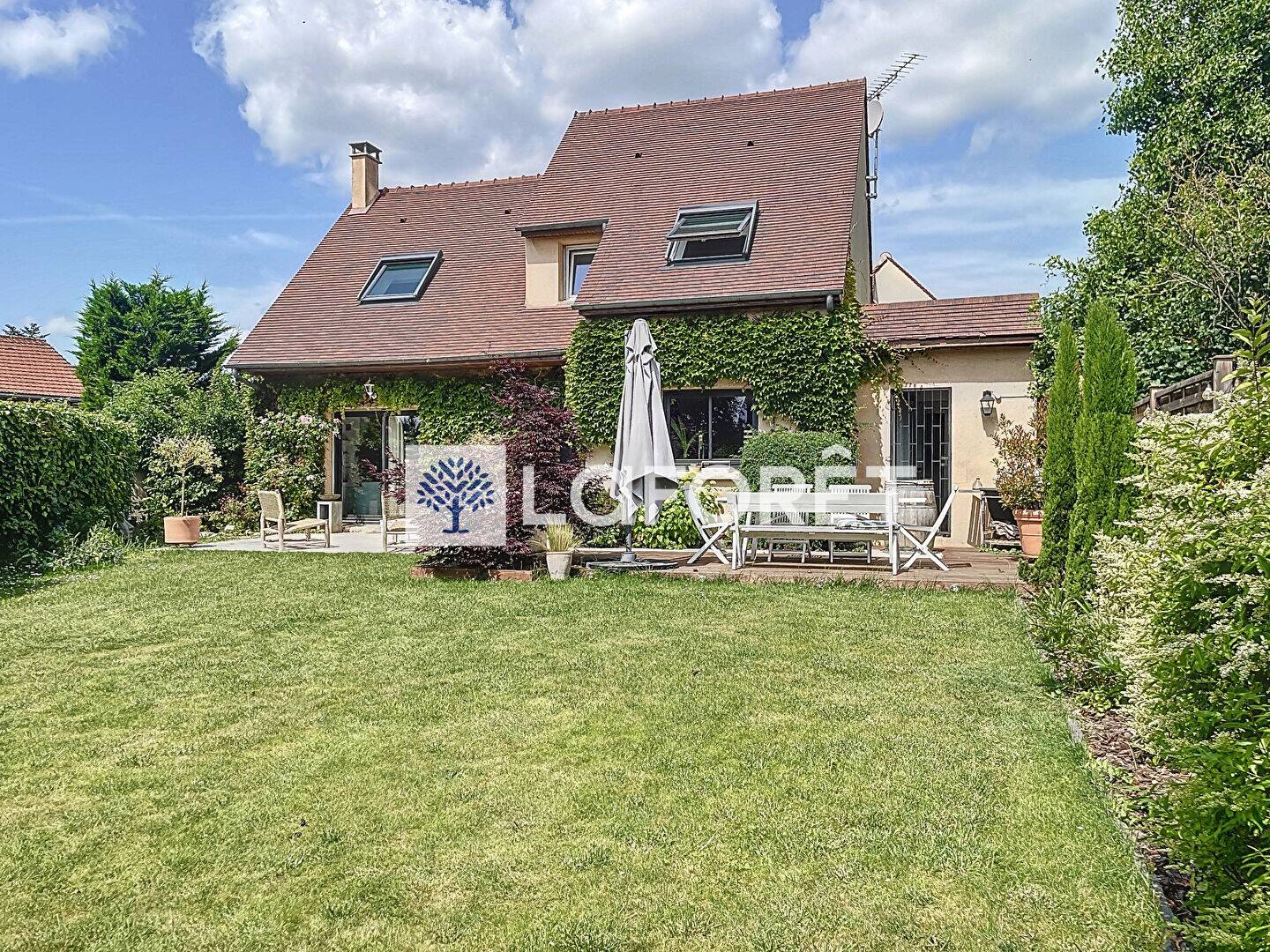 Maison à vendre, 204m², SAINT NOM LA BRETECHE