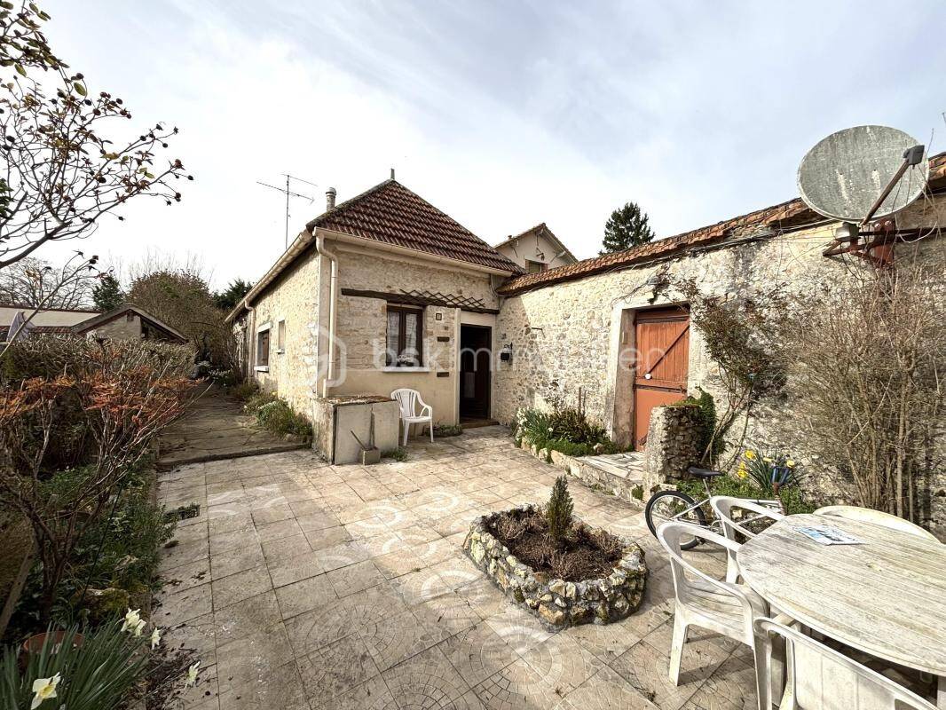 Maison à vendre, 155m², ETRECHY