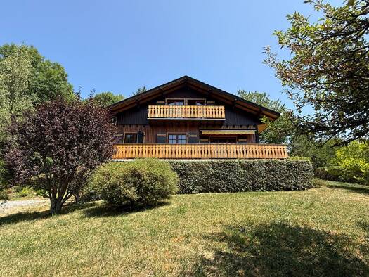 Chalet à vendre 830 000 € 5 pièces 4 chambres 110 m² 1 792 m² de terrain Cranves-Sales 74380