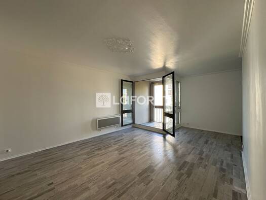 Appartement à vendre 234 000 € 4 pièces 3 chambres 80 m² Étage 2/5 Le Moutier Deuil-la-Barre 95170